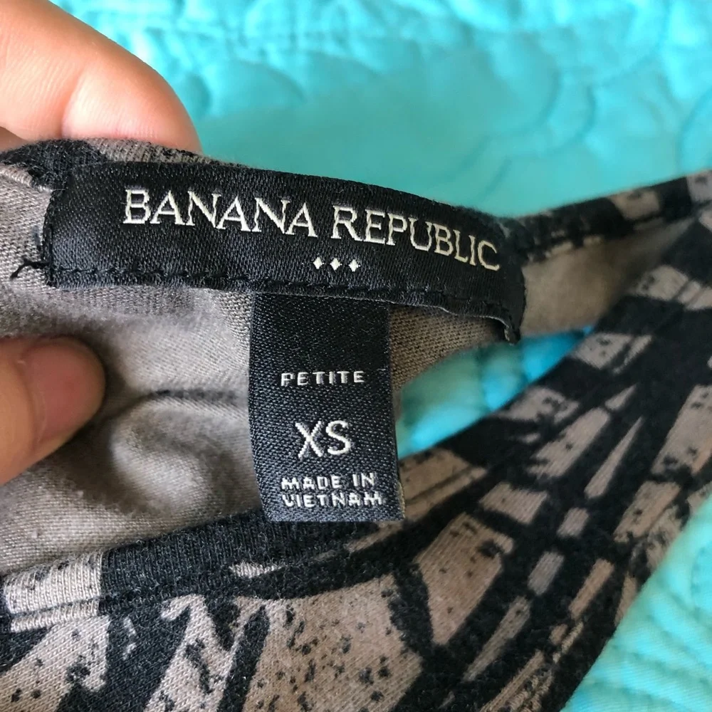 Banana republic romper - Picture 4 of 6